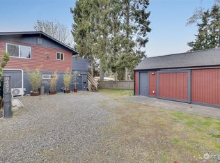 8427 228th St SW, Edmonds, WA 98026