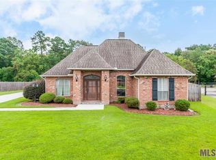 29170 S Redwood Dr, Denham Springs, LA 70726