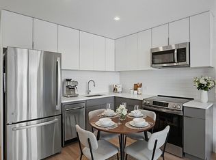 179 Academy St #402, Jersey City, NJ 07306