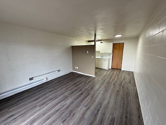 2nd image of 3228 S Union Ave APT 106
