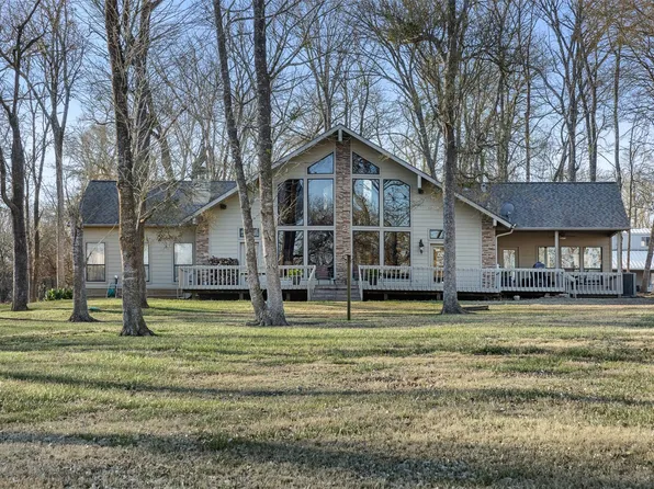 2250 Dillard Rd, Brenham, TX 77833