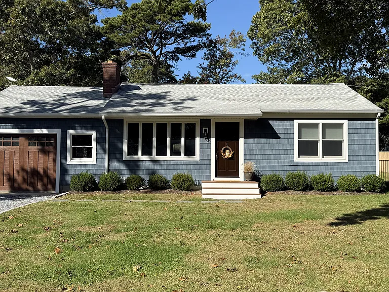 38 Foster Ave — Photo 29