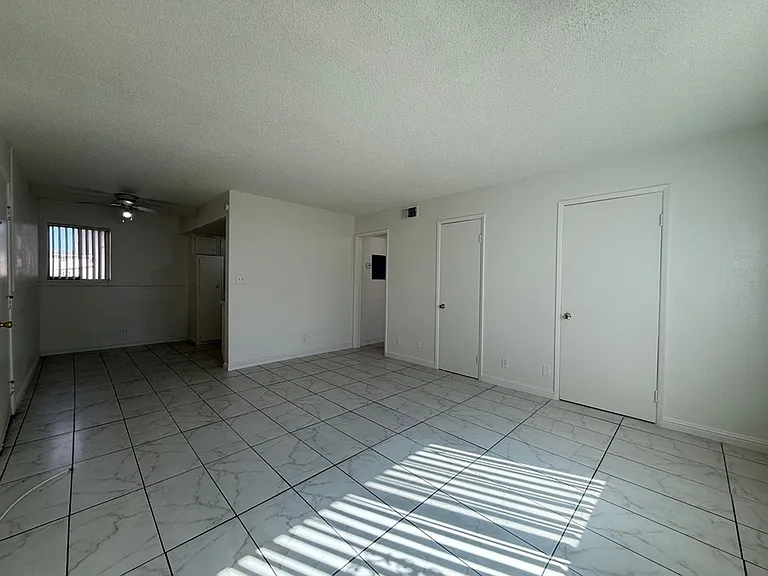 3811 Hazelwood St — Photo 7