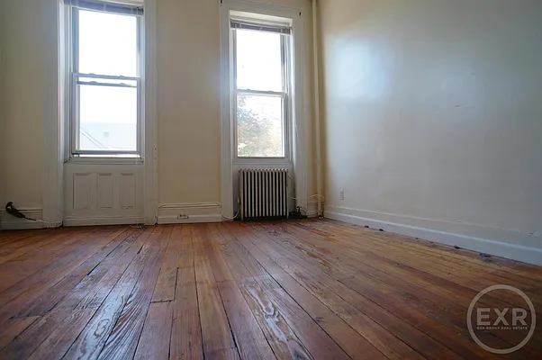 Rented by EXR | media 1