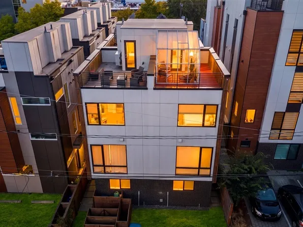1116 13th Avenue #D, Seattle, WA 98122