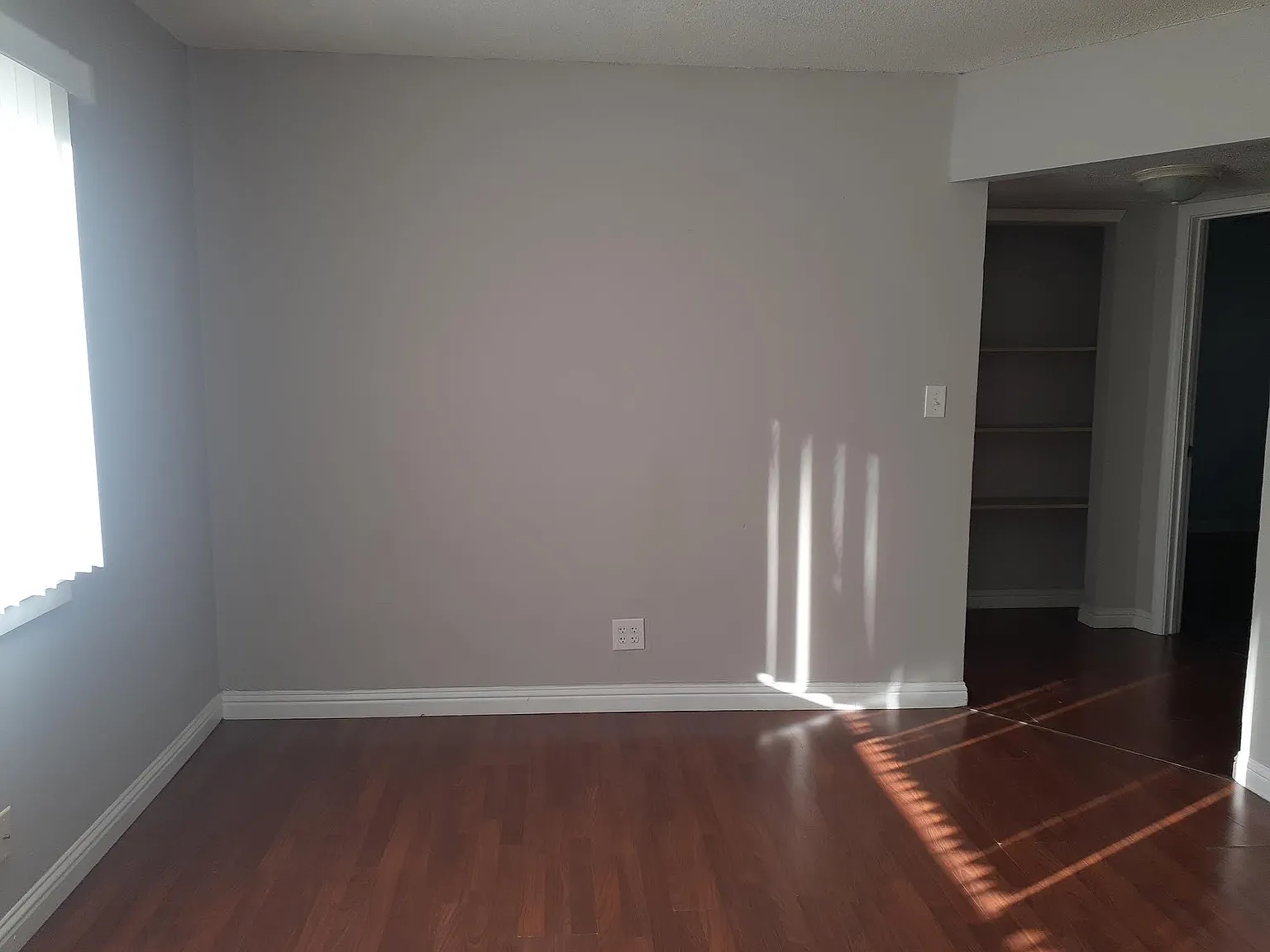 2 bed, 910 sqft, $1,100 — Photo 4