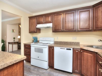 255 Strawberry Hill Avenue #E2, Stamford, CT, 06905