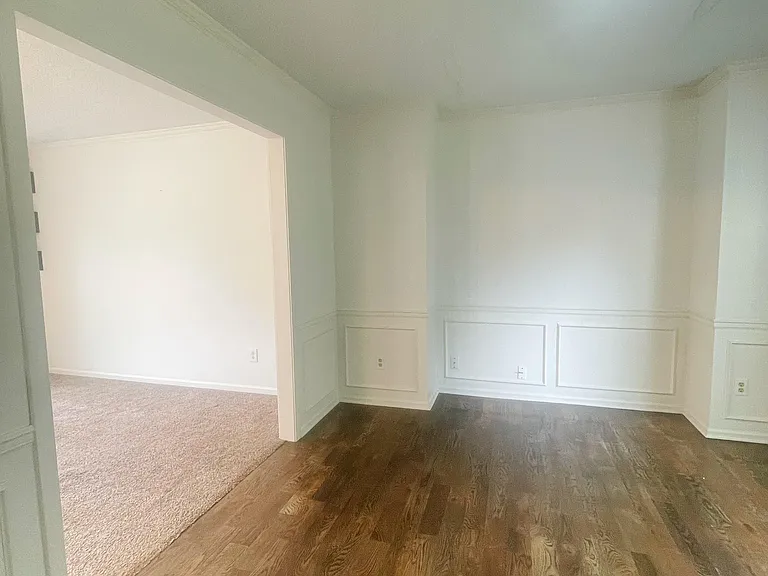 14390 W 122nd St — Photo 3
