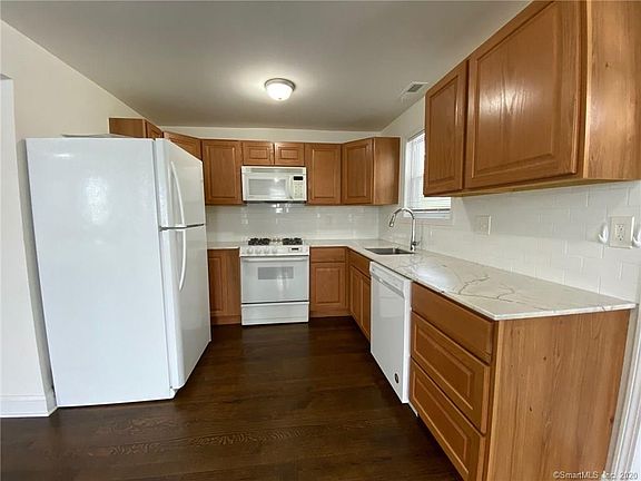 5th image of 29 Moulthrop St #2