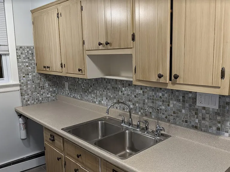 212 Brook Ave #1 — Photo 3