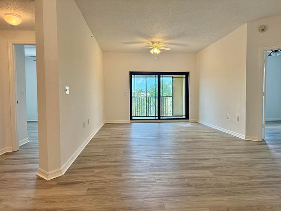 5th image of 2725 Anzio Court #304