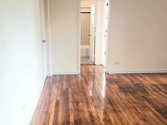 5th image of 2705 Kings Hwy #6R