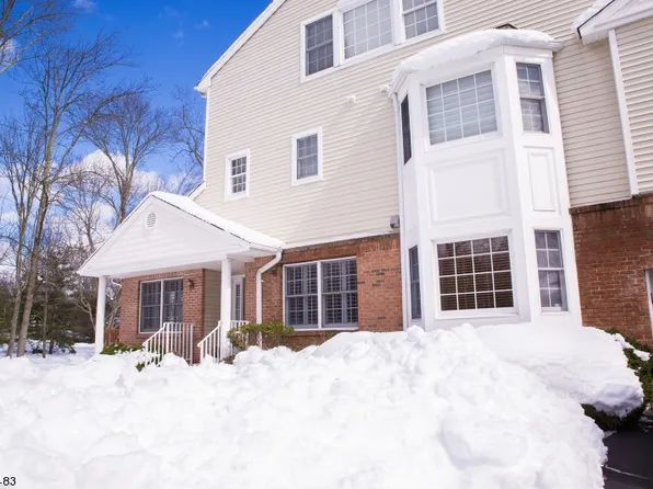 19 Waldeck Ct #21, West Orange, NJ 07052