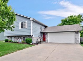 1615 S Wooddale St, Wichita, KS 67230