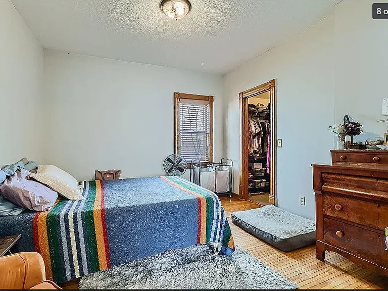 2406 Lincoln St NE — Photo 9