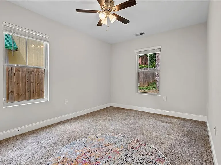 2952 Palm Dr — Photo 21