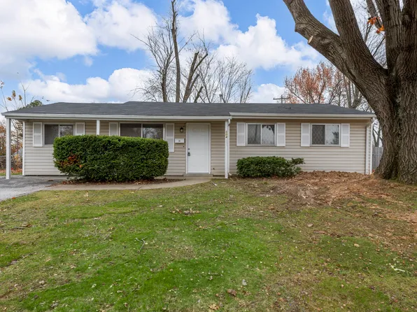 804 Taylor Pl, O'Fallon, MO 63366