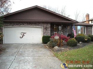 14038 Claremont Ave, Middleburg Heights, OH 44130