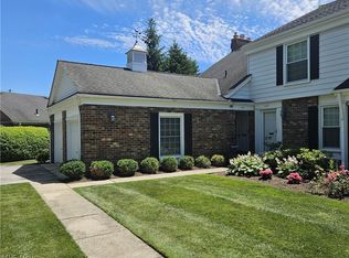 34100 Chagrin Blvd APT 1101, Moreland Hills, OH 44022