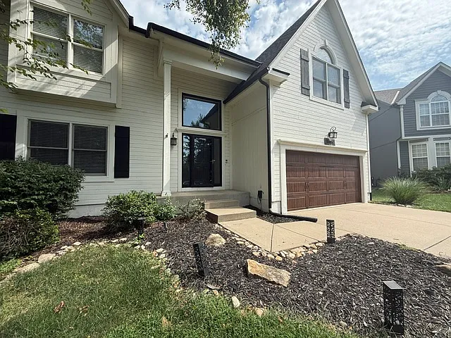 8004 W. 144th Place, Overland Park, KS 66223 — Photo 4