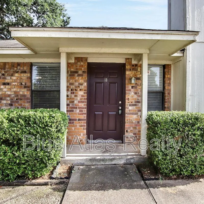 2 bed, 2.0 bath, 1050 sqft, $1,450 — Photo 2
