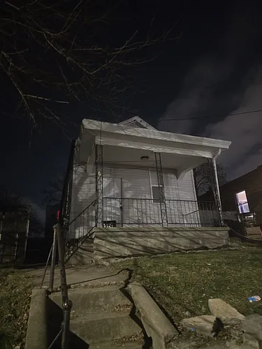 1124 Ann St Photo 1