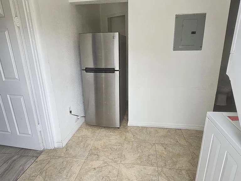 1907 S Goldenrod Rd #2 — Photo 4