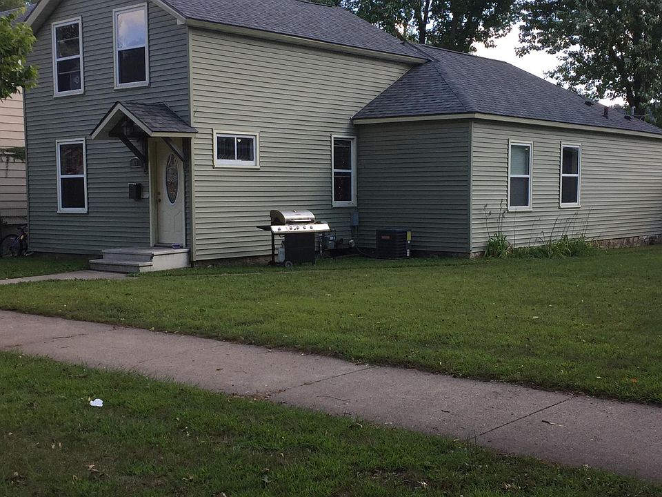 1st image of 163 E 8th St