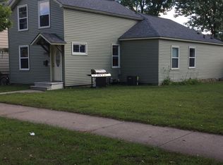 163 E 8th St, Winona, MN 55987