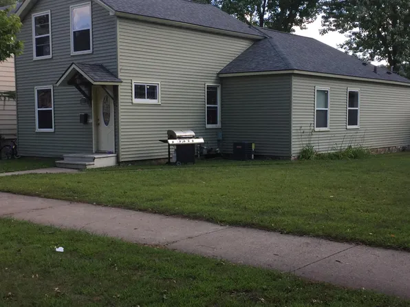 163 E 8th St, Winona, MN 55987