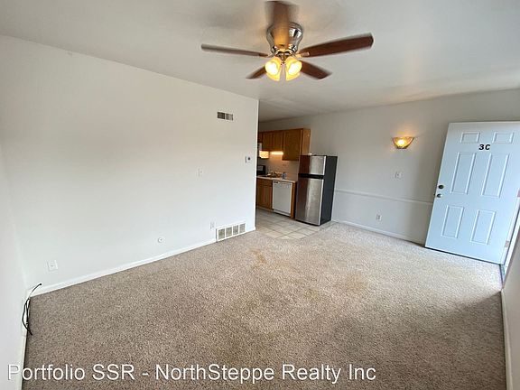 3rd image of 2232 N High St #2878046