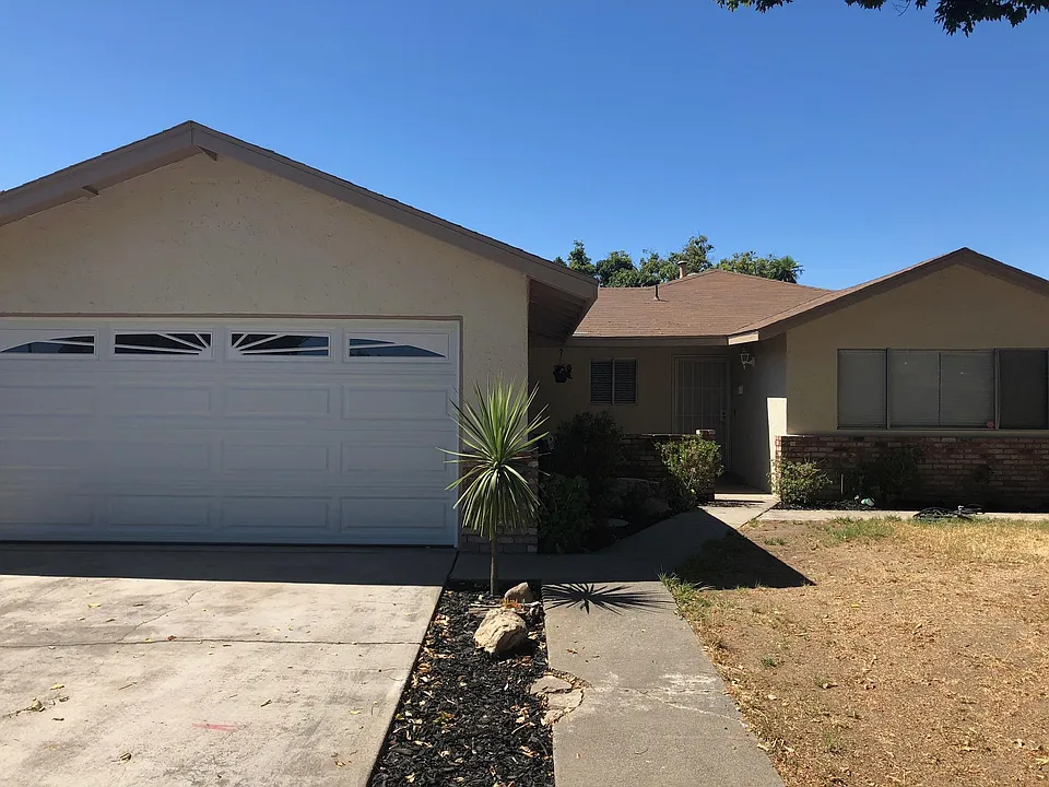 1516 Ensenada Dr