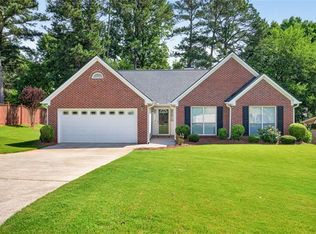 1587 Heartwood Dr, Lawrenceville, GA 30043
