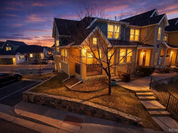 9805 W Hinsdale Place, Littleton, CO 80128