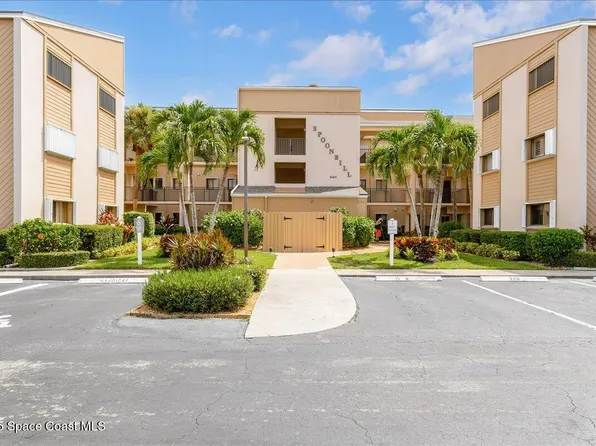 6165 S Mirror Lake Dr APT 103, Sebastian, FL 32958