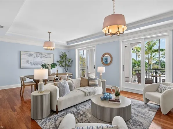 625 5th AVE S #PH-302, NAPLES, FL 34102