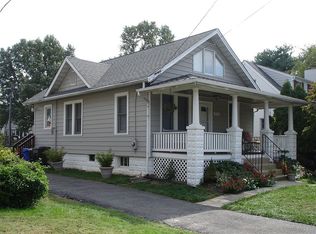 3712 7th St S, Arlington, VA 22204