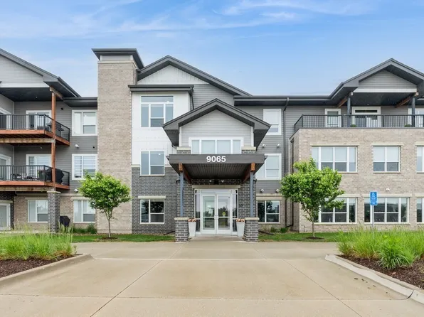 9065 Bishop Dr #315, West Des Moines, IA 50266