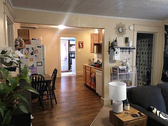 2nd image of 302 N William St #101