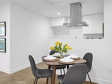 1062 S Gordon St — Photo 9