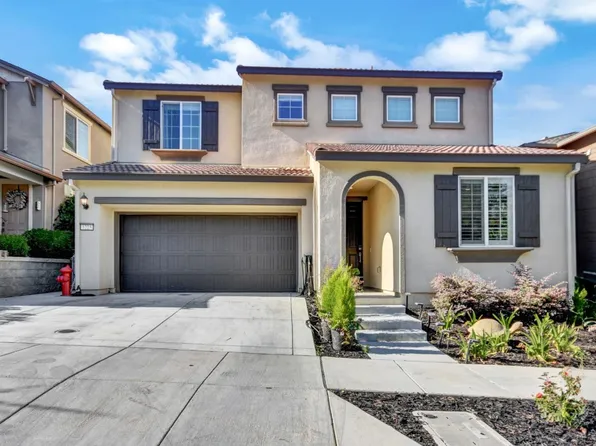 1225 Michael Bo Ln, Gilroy, CA 95020