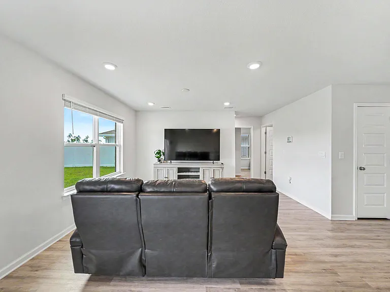 6465 Slabinski Ln — Photo 12