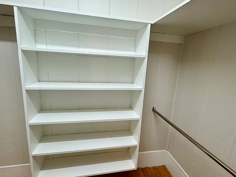 220 Elm St — Photo 12