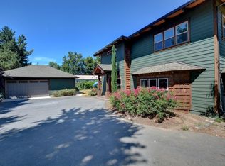 2646 Table Rock Rd, Medford, OR 97501