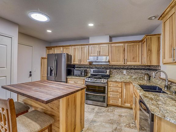 4th image of 539 Deer Ridge Ln S