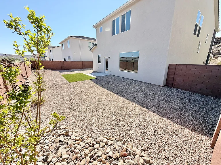 4129 E El Capitan Way St — Photo 32