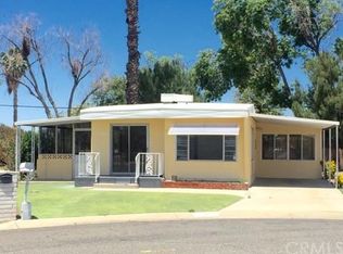 200 Santa Clara Cir, Hemet, CA 92543
