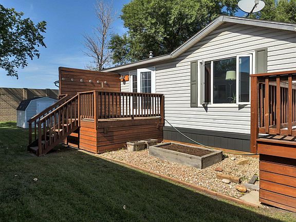 2nd image of 17 Willow Park Est