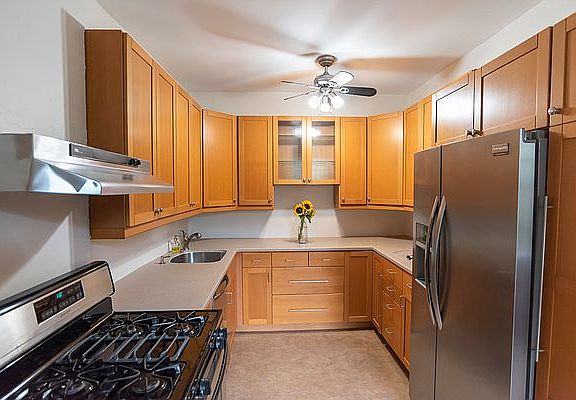 2nd image of 47-20 40th St #4G