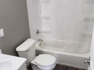 1924 10th St, Rock Island, IL 61201